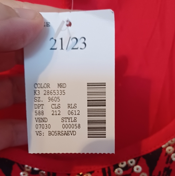 Loop Top - Picture 5 of 8